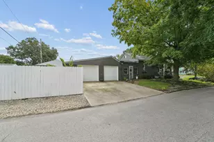 614 E Royal Forest Blvd, Columbus, OH 43214 - Photo 40