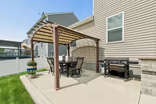 5939 Ballydugan Dr, Galloway, OH 43119 - Photo 6