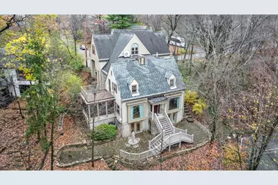 296 Walhalla Road, Columbus, OH 43202 - Photo 1
