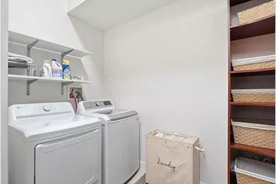 296 Walhalla Road, Columbus, OH 43202 - Photo 52