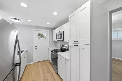 138 S Burgess Avenue, Columbus, OH 43204 - Photo 12