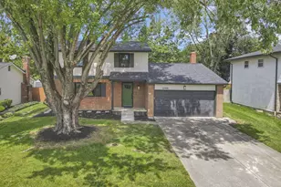 2208 Pine Knoll Ave, Columbus, OH 43229 - Photo 1