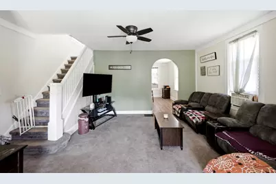 212 N Highland Avenue, Bucyrus, OH 44820 - Photo 2