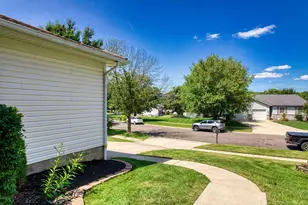 1133 Coventry Cir, Lancaster, OH 43130 - Photo 18