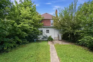 872 Wilson Ave, Columbus, OH 43206 - Photo 2