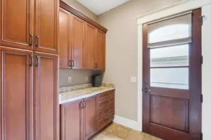 7076 Calabria Pl, Dublin, OH 43016 - Photo 34