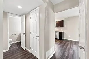 4947-4949 Kilconnel Dr, Columbus, OH 43221 - Photo 4