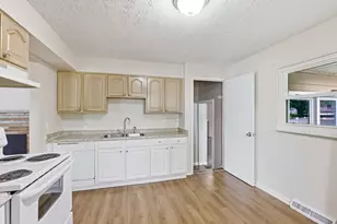 3599 Astor Ave, Columbus, OH 43227 - Photo 22