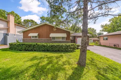 5668 Crawford Drive, Columbus, OH 43229 - Photo 2