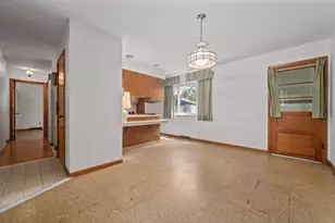 5668 Crawford Dr, Columbus, OH 43229 - Photo 8
