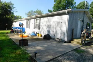 19900 Goat Run Honey Fork Rd, Logan, OH 43138 - Photo 4