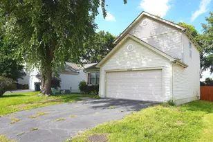 6000 Leafridge Ln, Columbus, OH 43232 - Photo 2