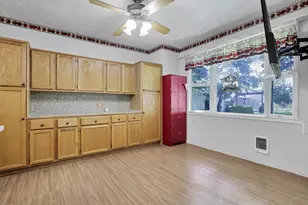 1862 Harrisburg Pike, Grove City, OH 43123 - Photo 12