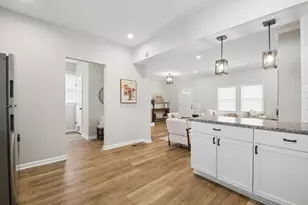572 Frebis Ave, Columbus, OH 43206 - Photo 14