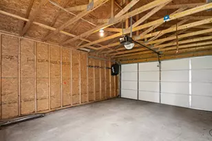572 Frebis Ave, Columbus, OH 43206 - Photo 32