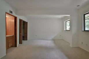 519 E Cooke Rd, Columbus, OH 43214 - Photo 26