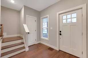389 Berkeley Rd, Columbus, OH 43205 - Photo 14