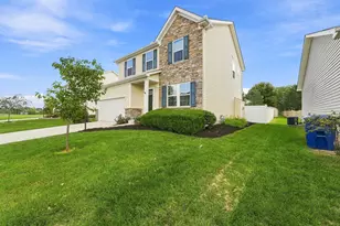 192 Old Colony Dr, Delaware, OH 43015 - Photo 2