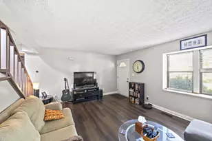 1459 Snowmass Rd, Columbus, OH 43235 - Photo 14