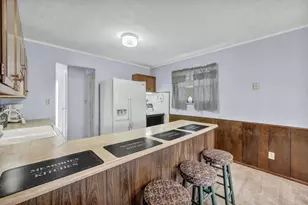 1098 Colonial Ave, Marion, OH 43302 - Photo 12