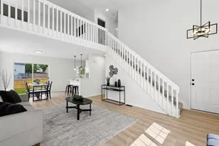 2721 Barrows Rd, Columbus, OH 43232 - Photo 6