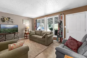 1011 Pleasant Ct, Reynoldsburg, OH 43068 - Photo 8