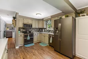 1351 Laurel Greene Pl, Galloway, OH 43119 - Photo 8