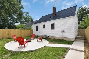 2190 Grasmere Ave, Columbus, OH 43211 - Photo 2