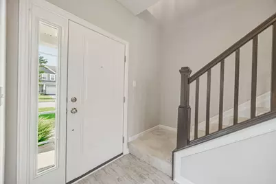 426 Oakland Hills Loop, Commercial Point, OH 43116 - Photo 8
