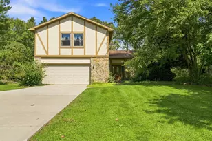 8216 Kennedy Rd, Blacklick, OH 43004 - Photo 1