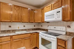 2910 S Pleasant Grove Rd, Zanesville, OH 43701 - Photo 14