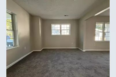 2854 E 11th Avenue, Columbus, OH 43219 - Photo 2