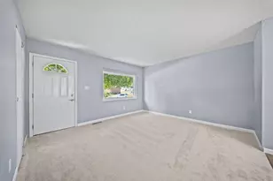 2844 Pamella Dr, Columbus, OH 43207 - Photo 12