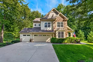 170 Lexington Woods Dr, Granville, OH 43023 - Photo 2