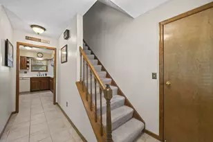 636 Waybaugh Dr, Columbus, OH 43230 - Photo 4