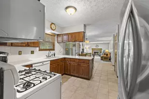 636 Waybaugh Dr, Columbus, OH 43230 - Photo 10