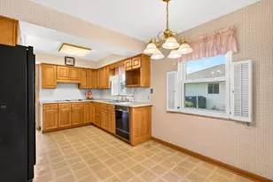 1541 S Roosevelt Ave, Columbus, OH 43209 - Photo 32
