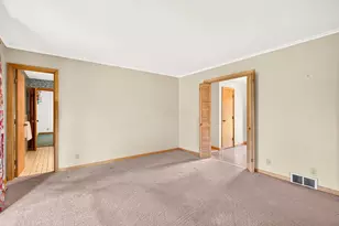 1541 S Roosevelt Ave, Columbus, OH 43209 - Photo 22