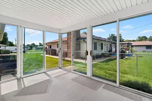 1541 S Roosevelt Ave, Columbus, OH 43209 - Photo 28