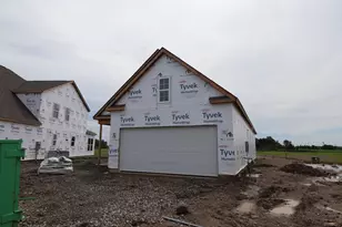 5894 Creekview Dr, Powell, OH 43065 - Photo 1