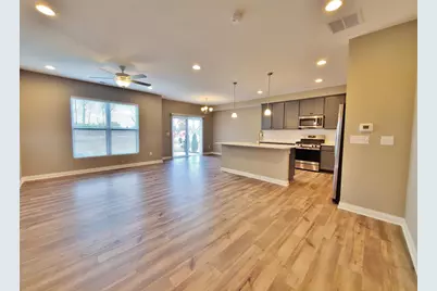 6422 Hamilton Woods Boulevard N, Columbus, OH 43081 - Photo 4