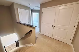 6422 Hamilton Woods Blvd N, Columbus, OH 43081 - Photo 10