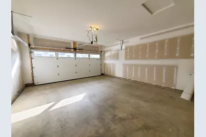 6422 Hamilton Woods Boulevard N, Columbus, OH 43081 - Photo 18