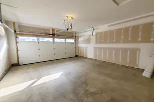 6422 Hamilton Woods Blvd N, Columbus, OH 43081 - Photo 18