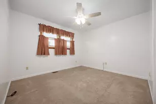580 W Main Street W, Ashville, OH 43103 - Photo 32