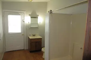 17 Western Ave, Newark, OH 43055 - Photo 2