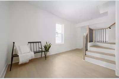 180 N Liberty Street, Delaware, OH 43015 - Photo 8