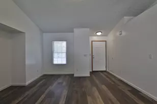 2710 Patrick Henry Ave, Columbus, OH 43207 - Photo 4