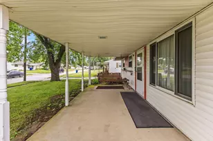 863 Bruckner Rd, Columbus, OH 43207 - Photo 4