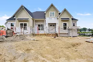 6776 Woodedge Ln, Hilliard, OH 43026 - Photo 1
